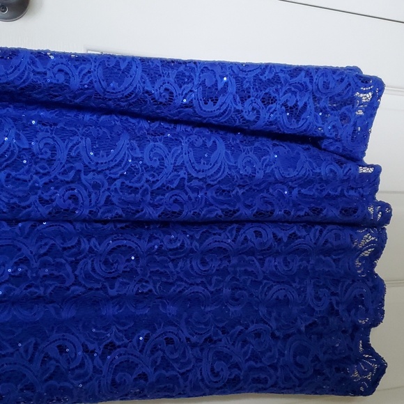Royal blue lace and sequined formal evening dress size 20 NWT - Picture 5 of 7